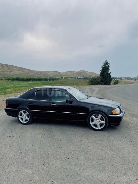Mercedes C 230