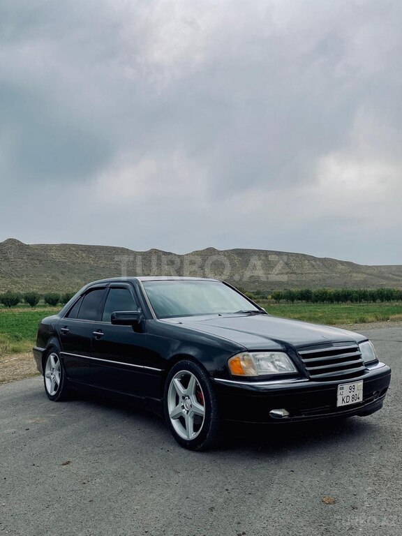 Mercedes C 230