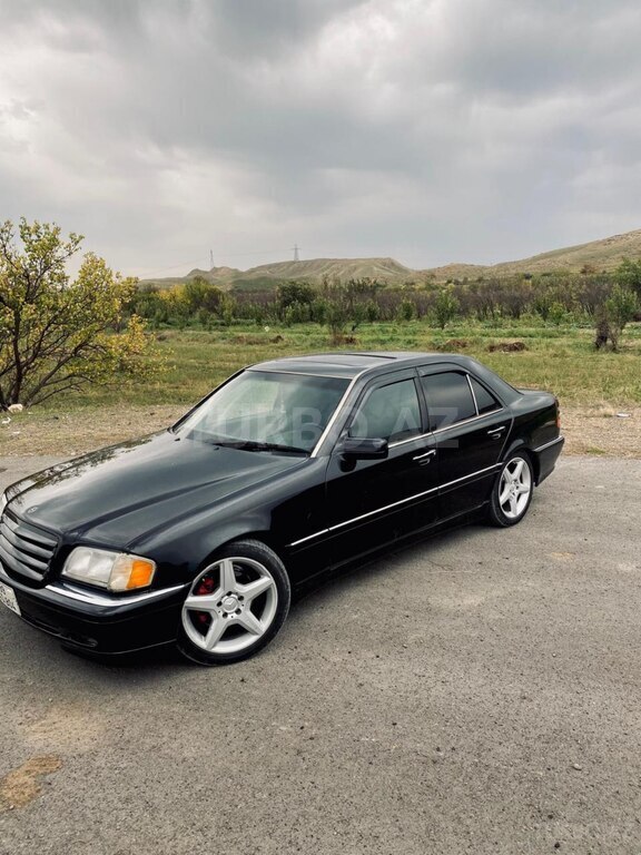 Mercedes C 230