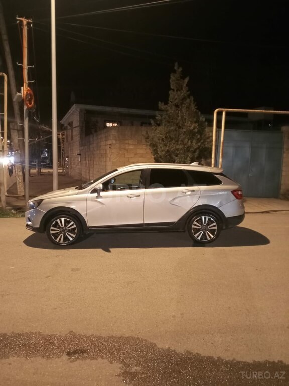 LADA (VAZ) Vesta SW Cross