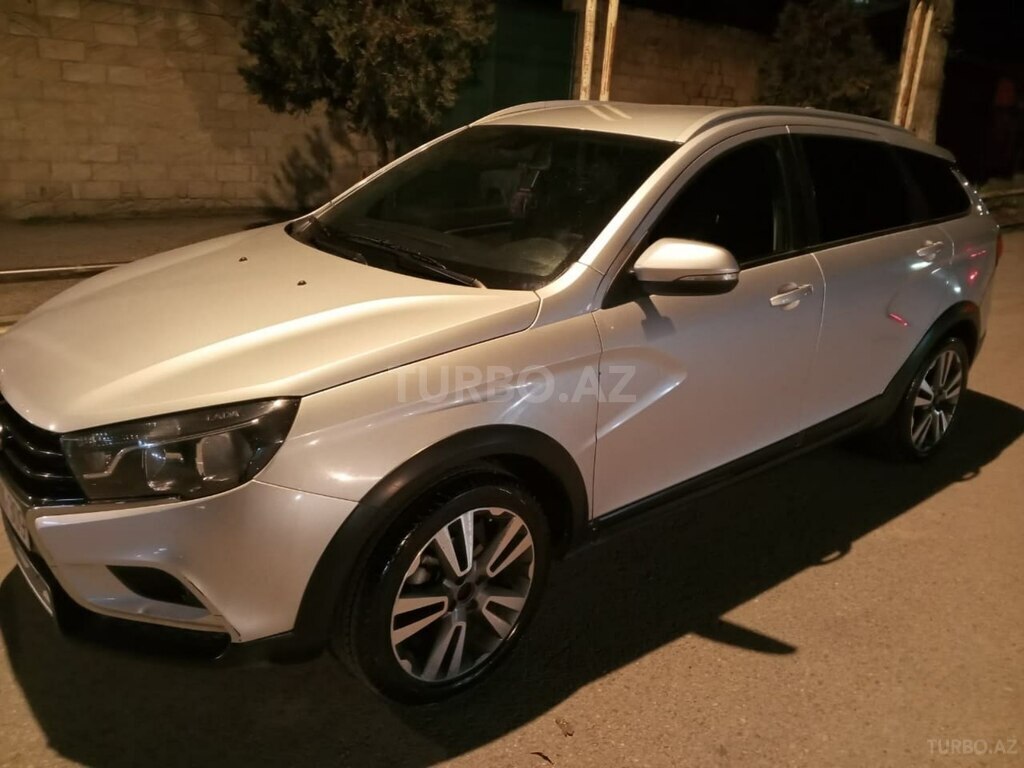 LADA (VAZ) Vesta SW Cross