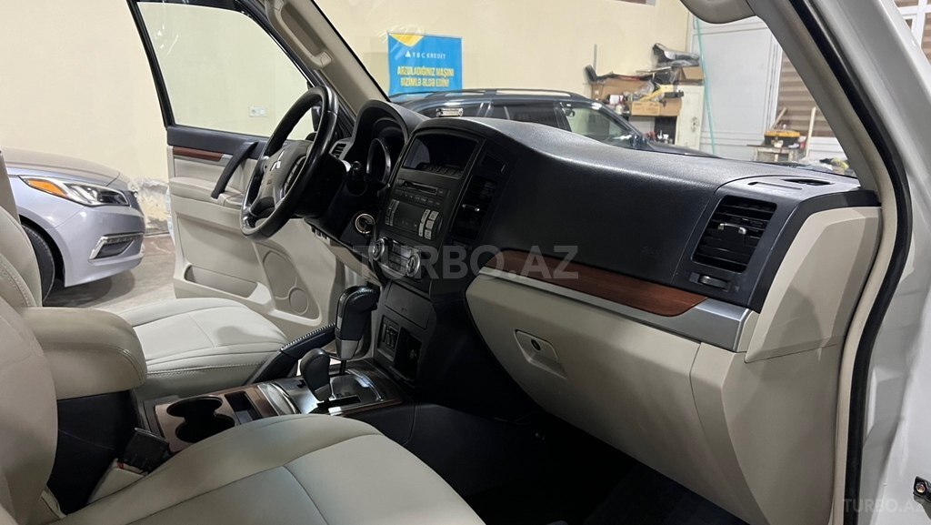 Mitsubishi Pajero