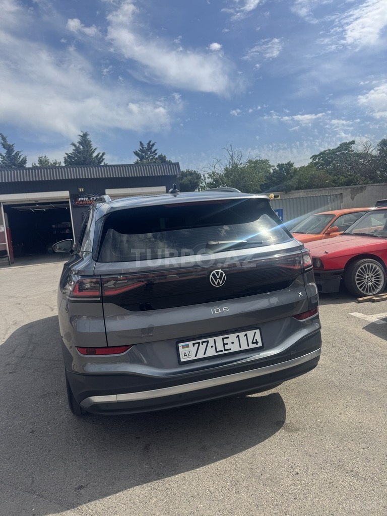 Volkswagen ID.6 X