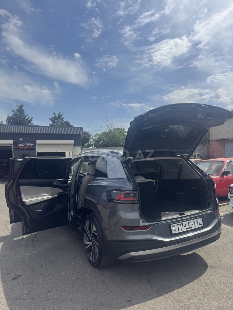 Volkswagen ID.6 X