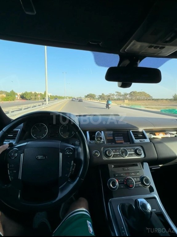 Land Rover RR Sport