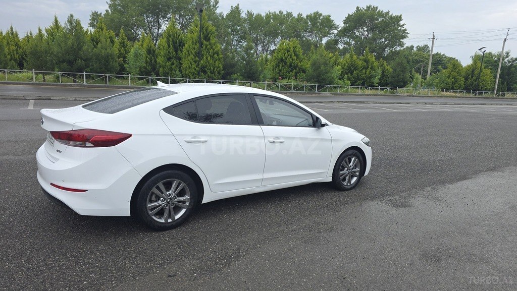 Hyundai Avante