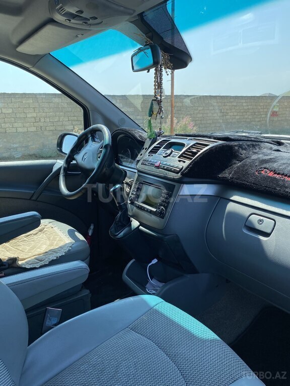 Mercedes Viano