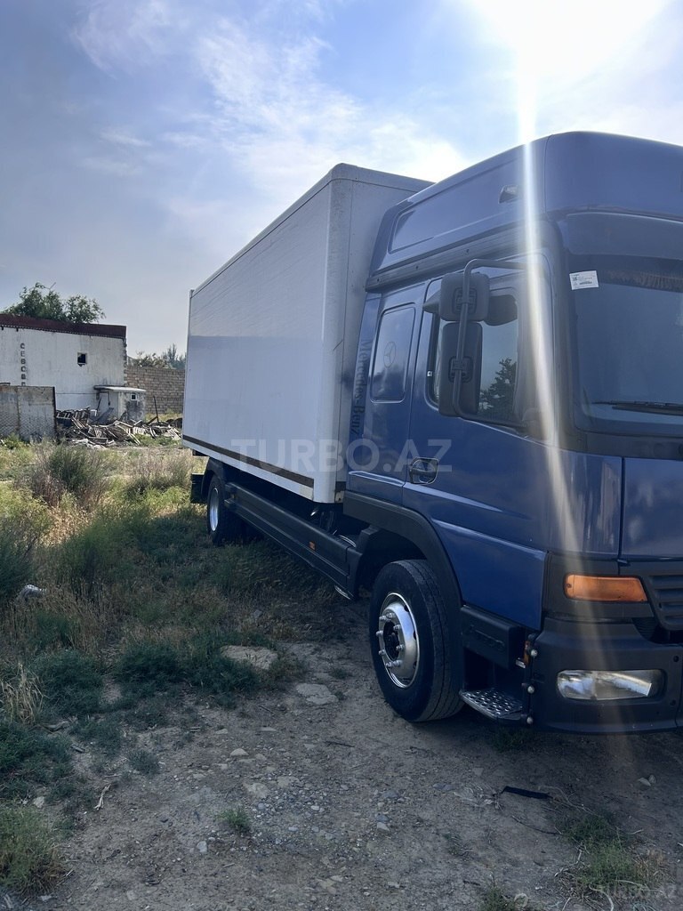 Mercedes Atego 1323