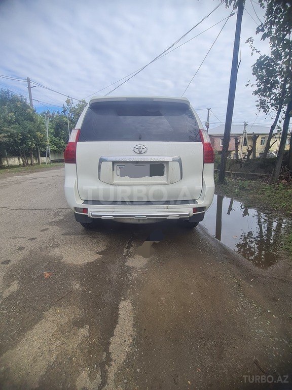 Toyota Land Cruiser Prado