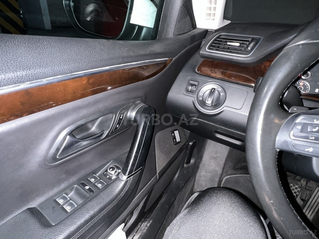 Volkswagen Passat CC