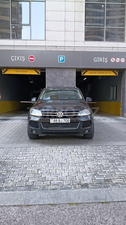 Volkswagen Touareg