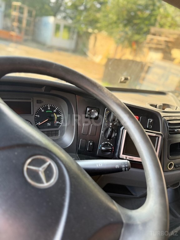 Mercedes Atego 1224