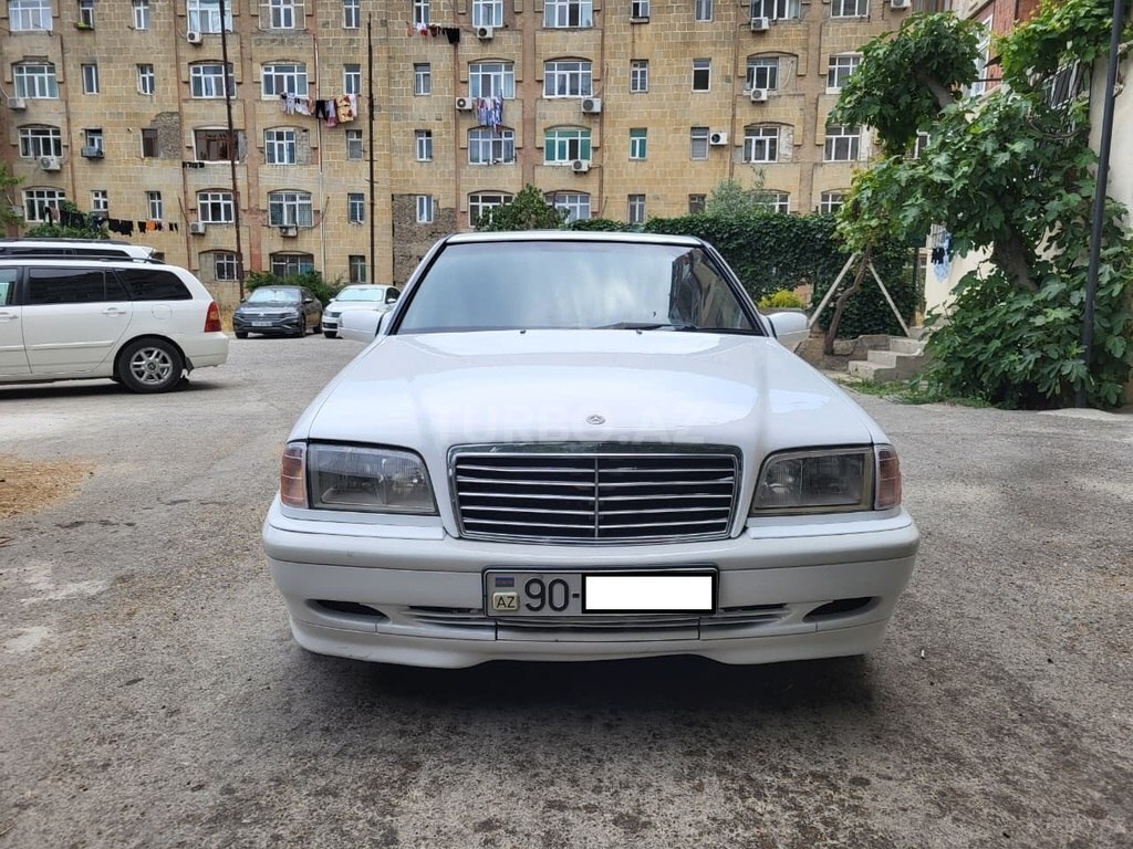 Mercedes C 220