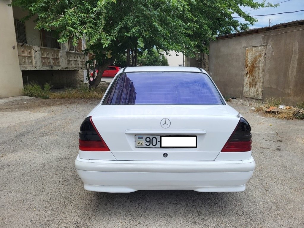Mercedes C 220