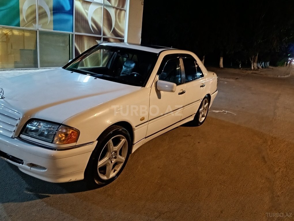 Mercedes C 220