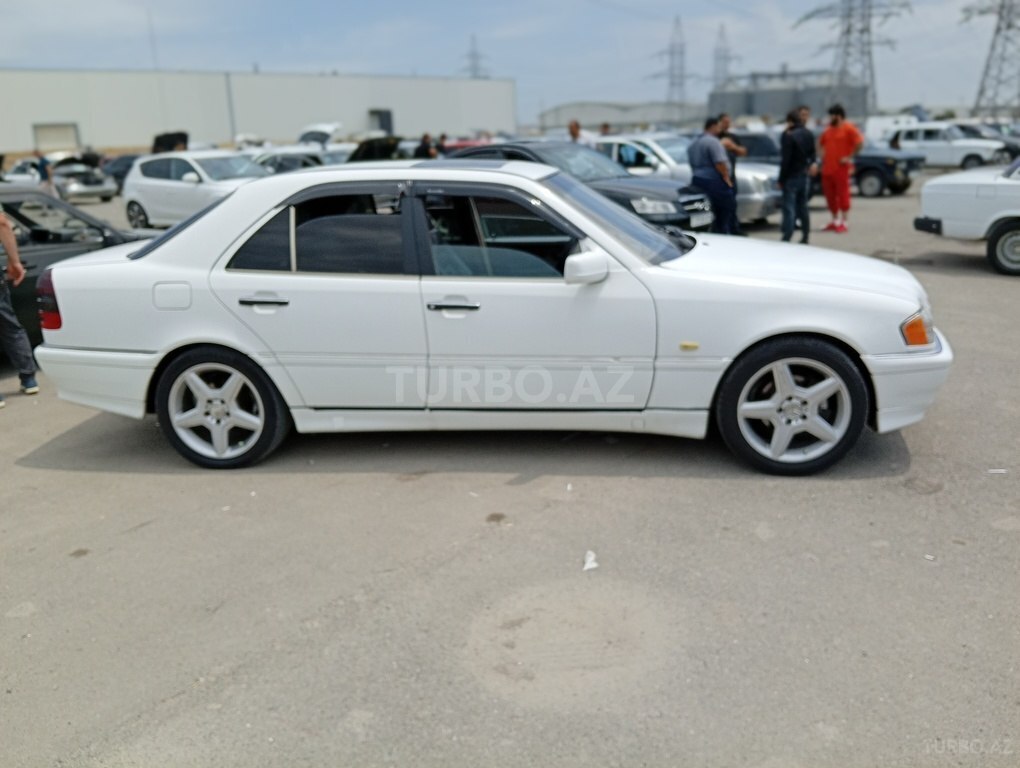 Mercedes C 220