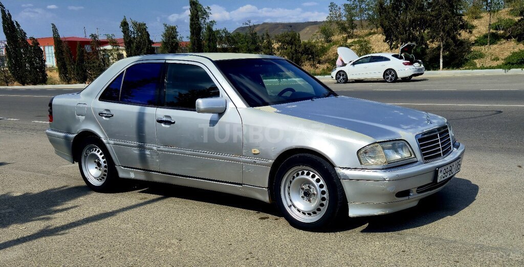 Mercedes C 180