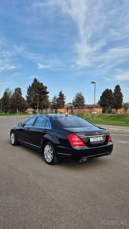 Mercedes S 500 4MATIC