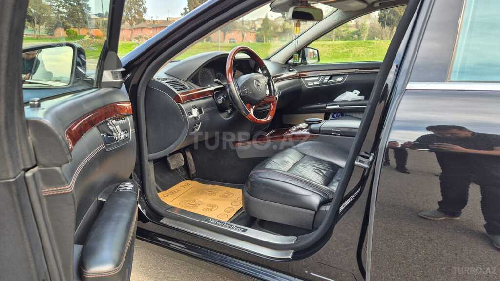 Mercedes S 500 4MATIC