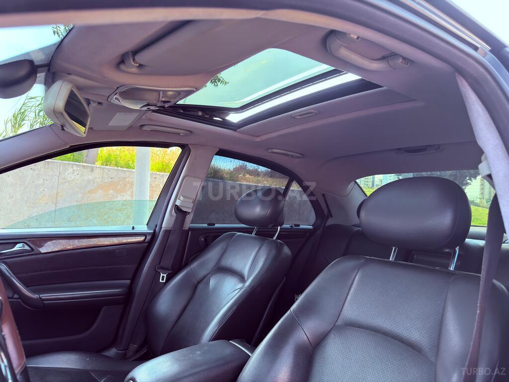 Mercedes C 200