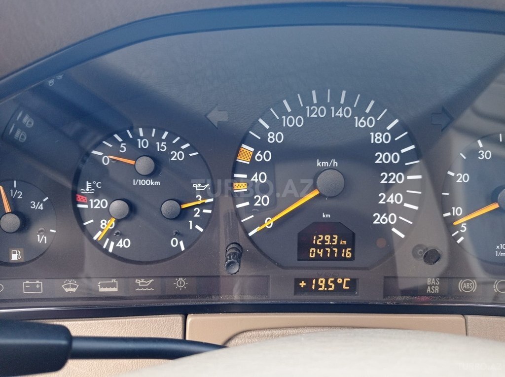 Mercedes S 320