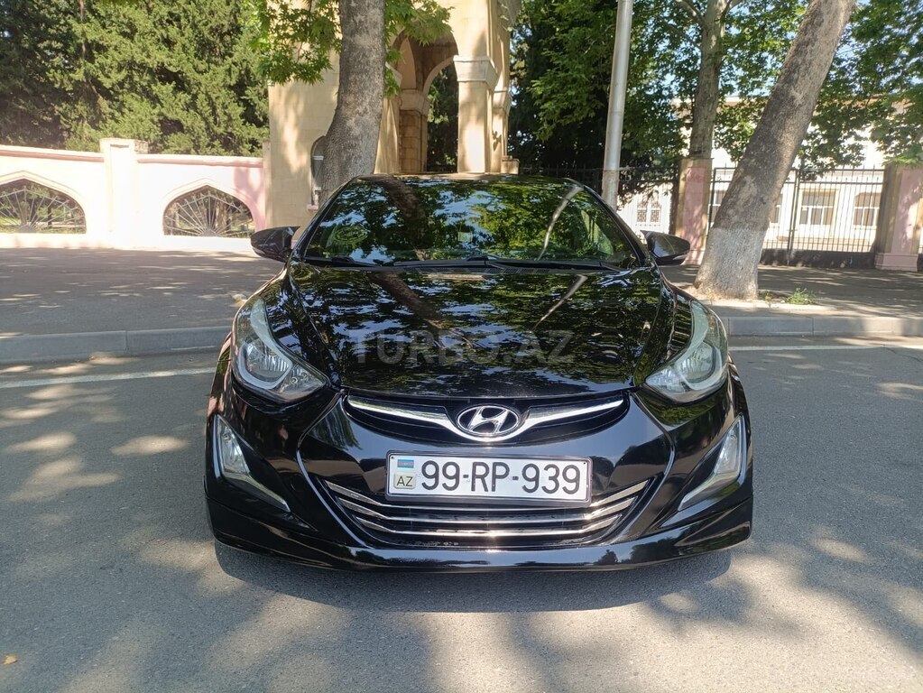 Hyundai Elantra
