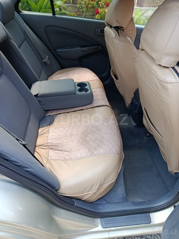 Nissan Sunny
