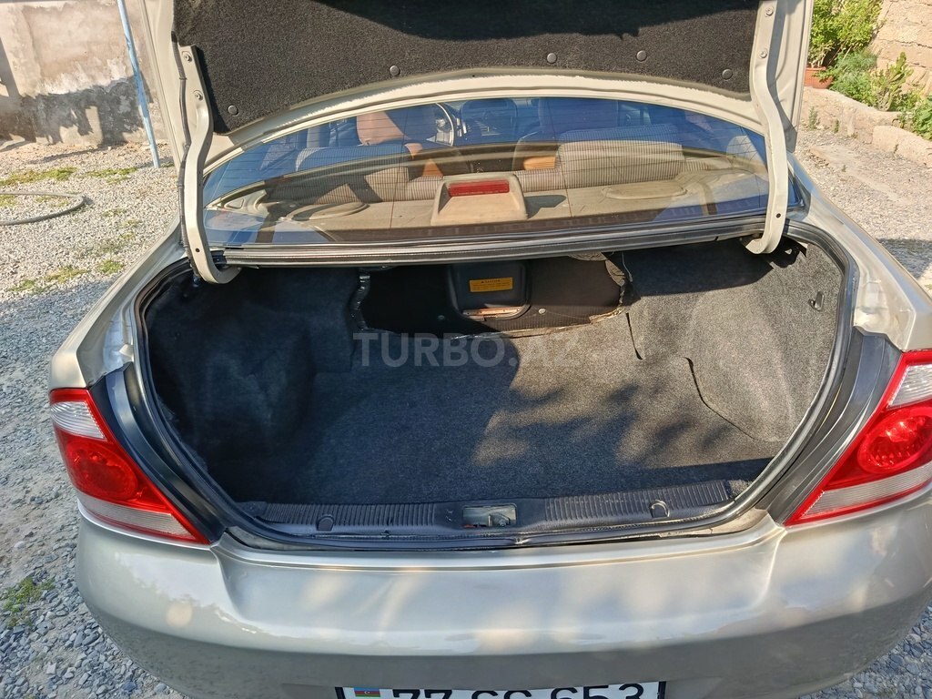 Nissan Sunny