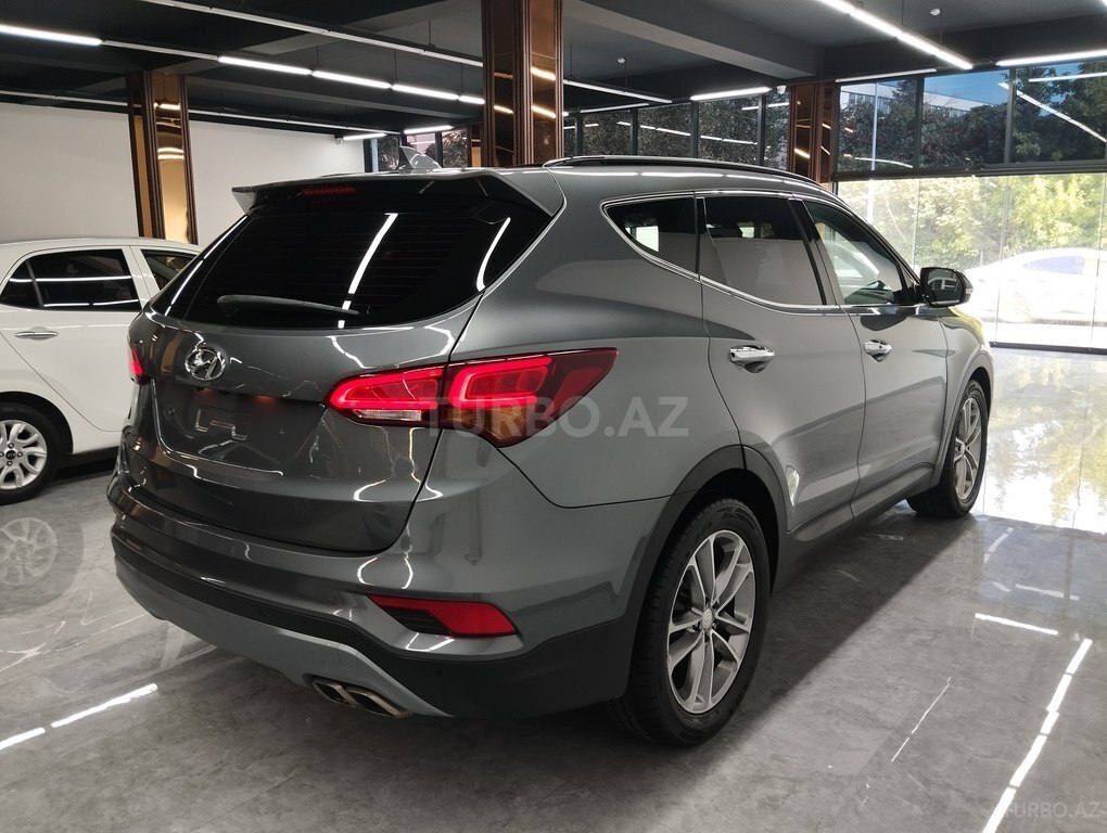 Hyundai Santa Fe