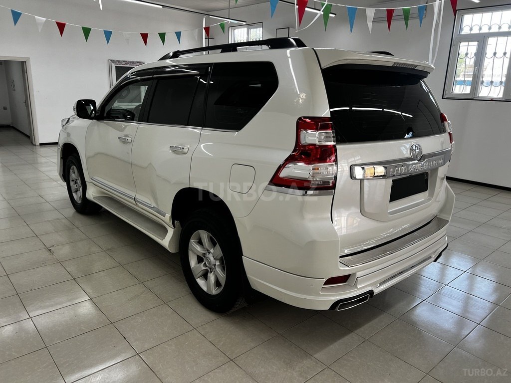 Toyota Land Cruiser Prado