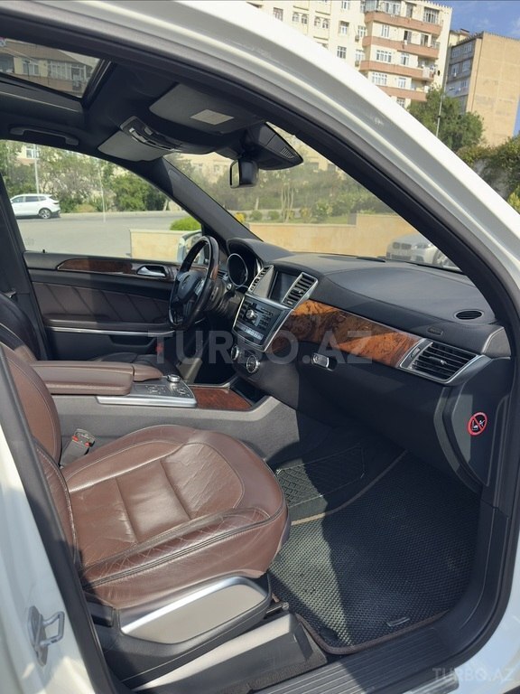 Mercedes GL 550 4MATIC