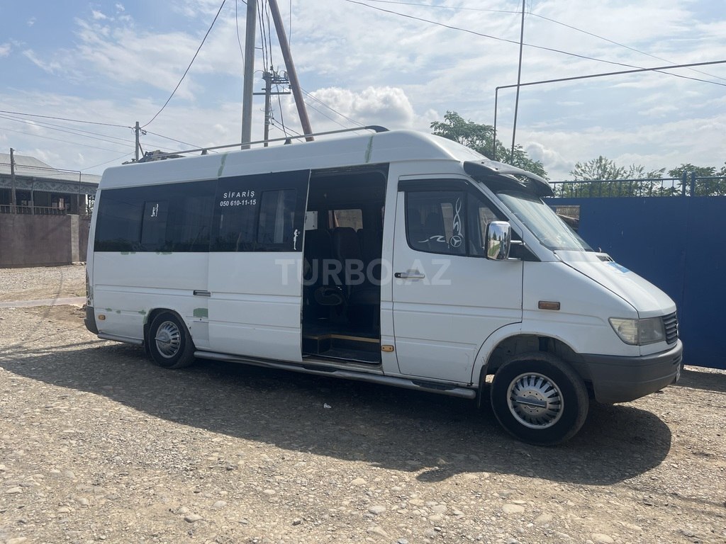 Mercedes Sprinter 312