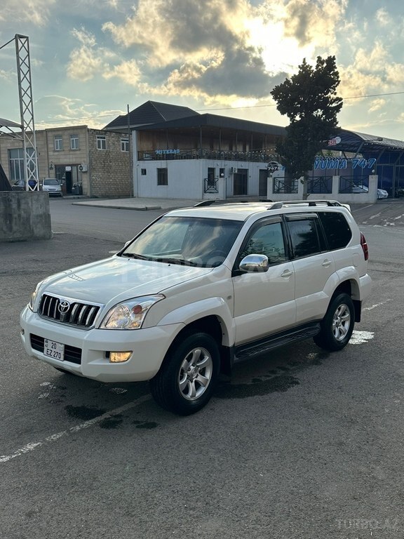 Toyota Land Cruiser Prado