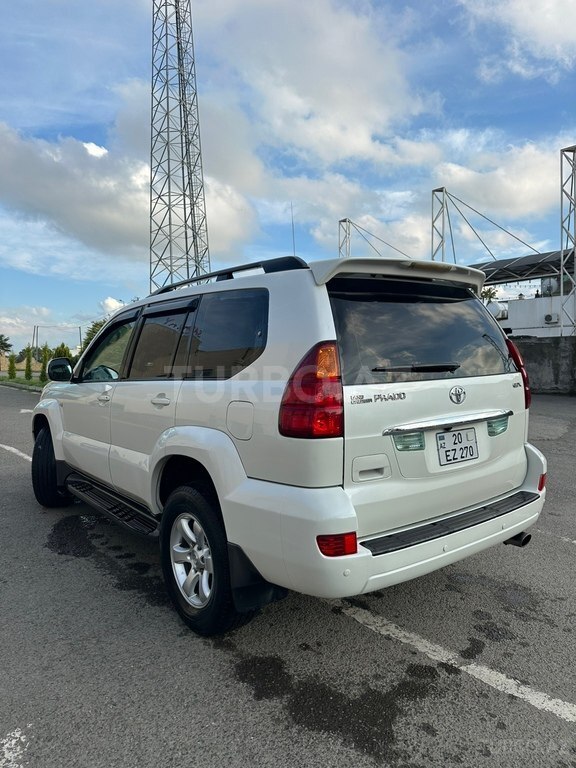 Toyota Land Cruiser Prado