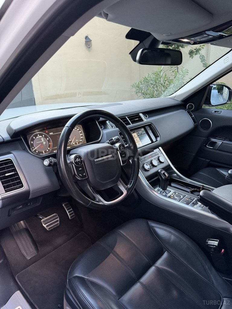 Land Rover RR Sport