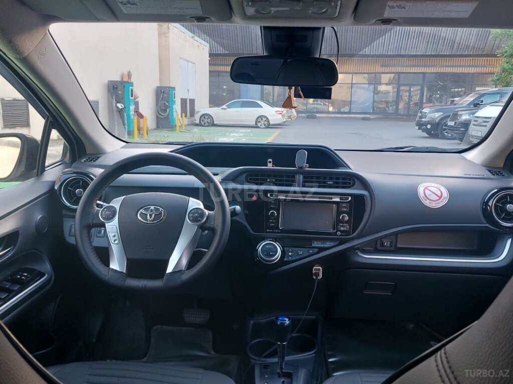 Toyota Prius C