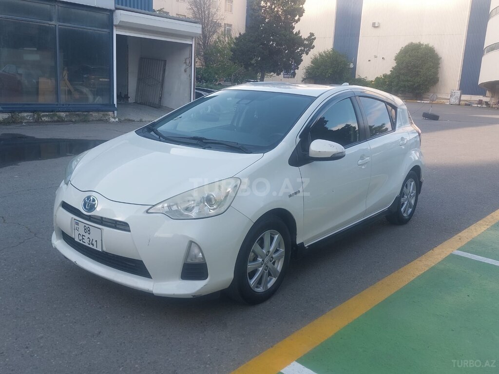 Toyota Prius C
