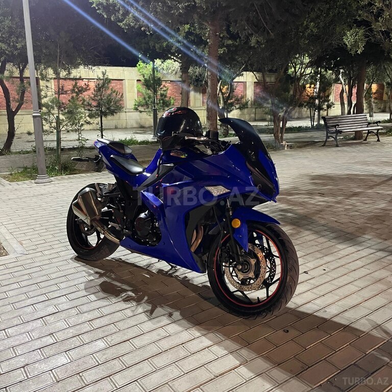 C.Moto CM400R-F8