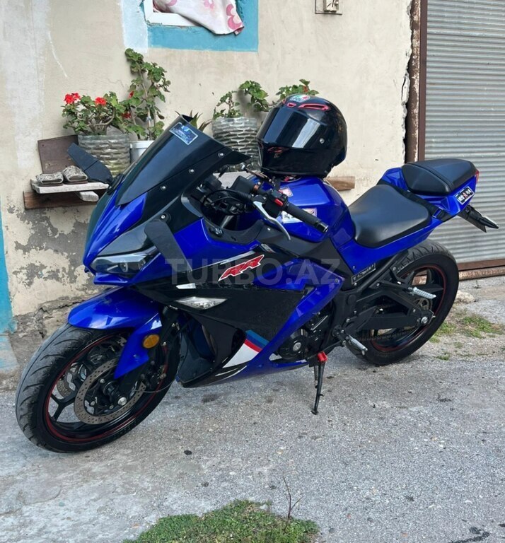 C.Moto CM400R-F8