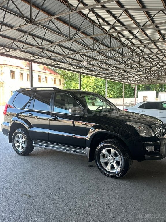 Toyota Land Cruiser Prado