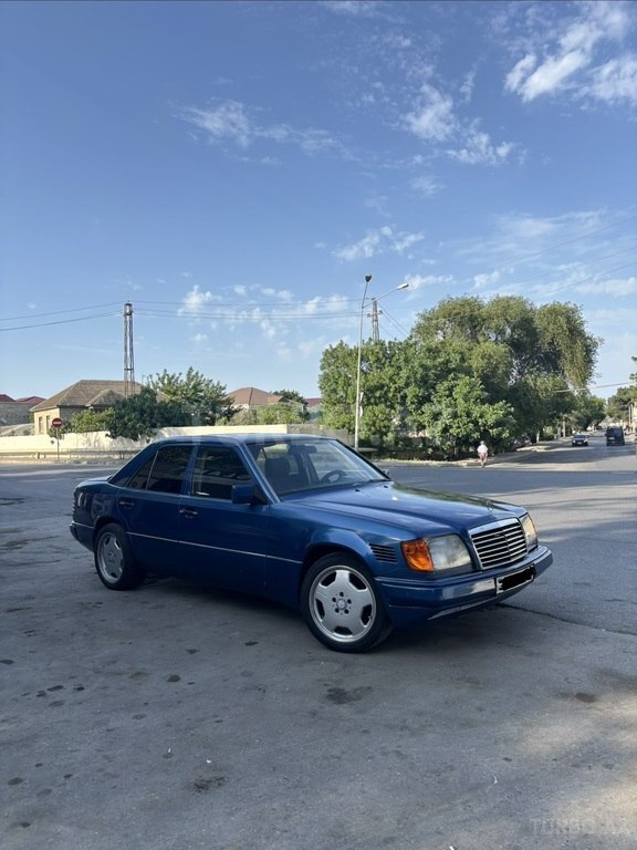 Mercedes 250 D