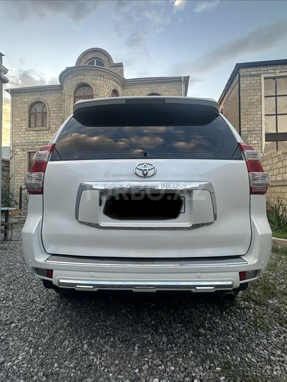 Toyota Land Cruiser Prado