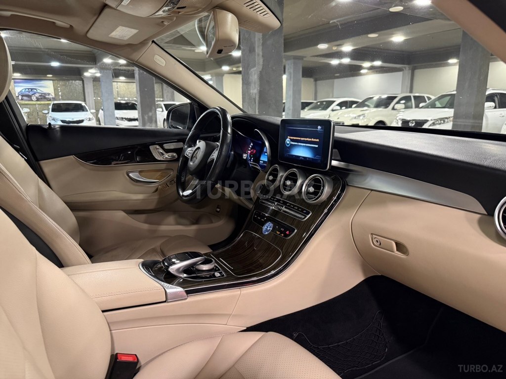 Mercedes C 300 4MATIC