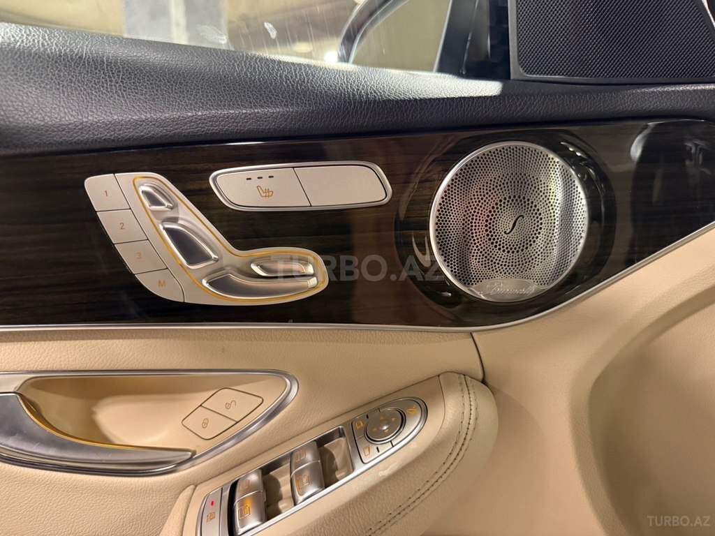 Mercedes C 300 4MATIC