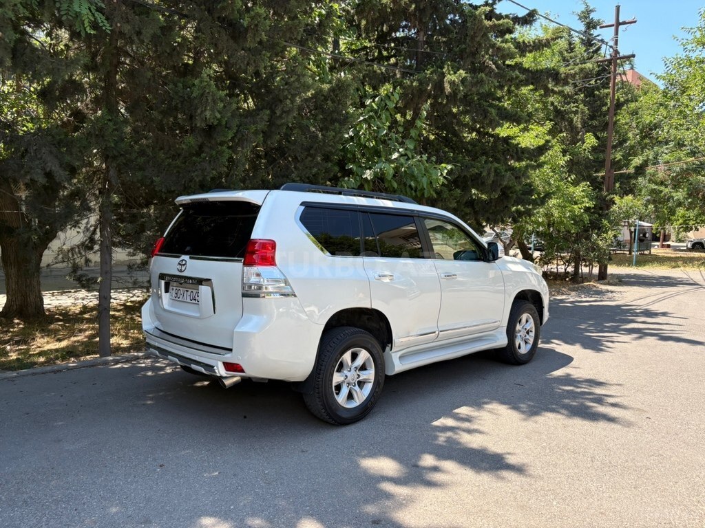 Toyota Land Cruiser Prado