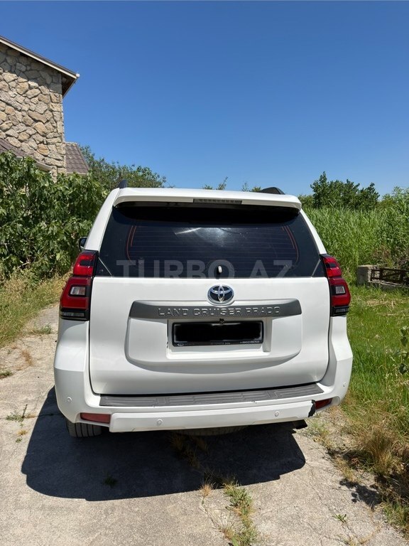 Toyota Land Cruiser Prado