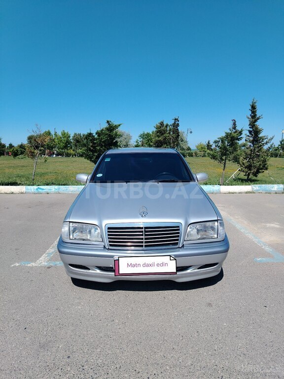 Mercedes C 240