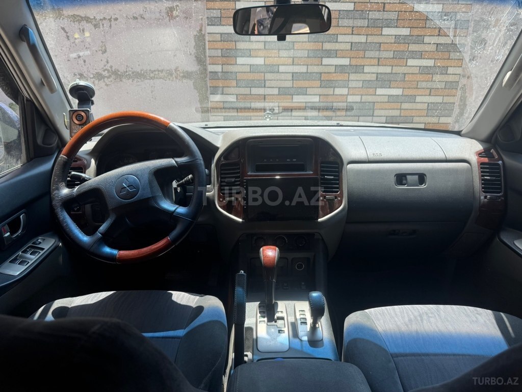 Mitsubishi Pajero
