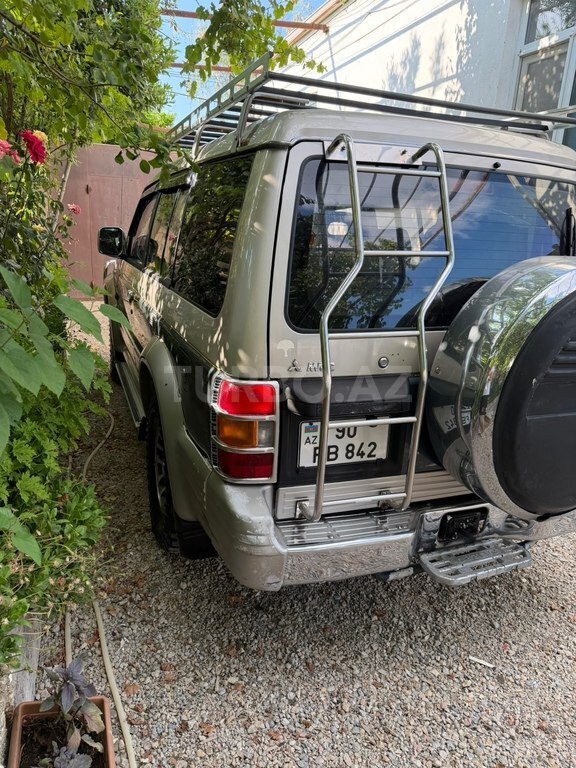 Mitsubishi Pajero