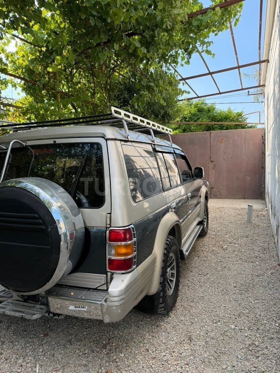Mitsubishi Pajero